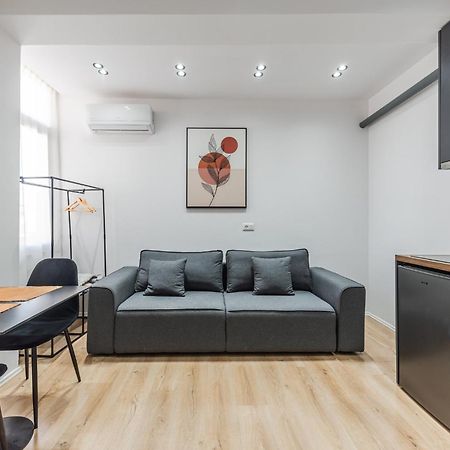 טיראנה Atelier Apartments By Kondo Stays מראה חיצוני תמונה