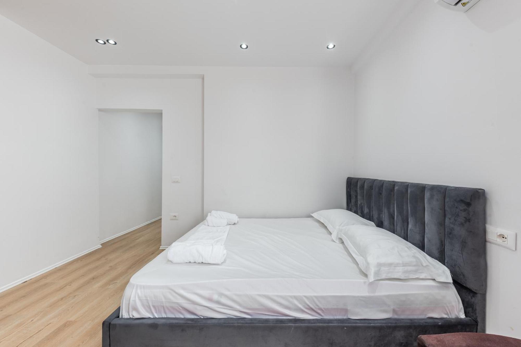 טיראנה Atelier Apartments By Kondo Stays מראה חיצוני תמונה