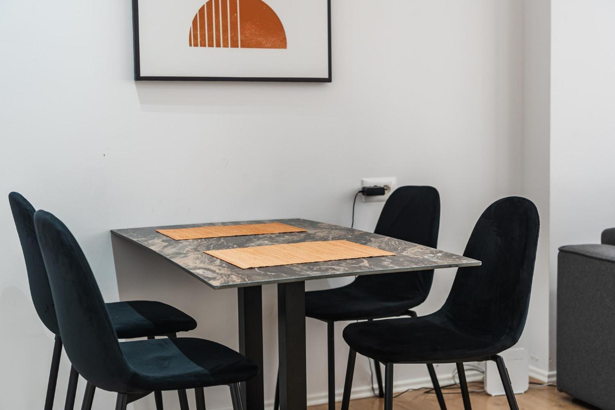 טיראנה Atelier Apartments By Kondo Stays מראה חיצוני תמונה